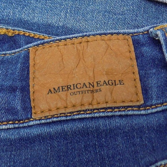 American Eagle Outfitters Next Level Stretched Denim Shorts Size 14 - Picture 6 of 7